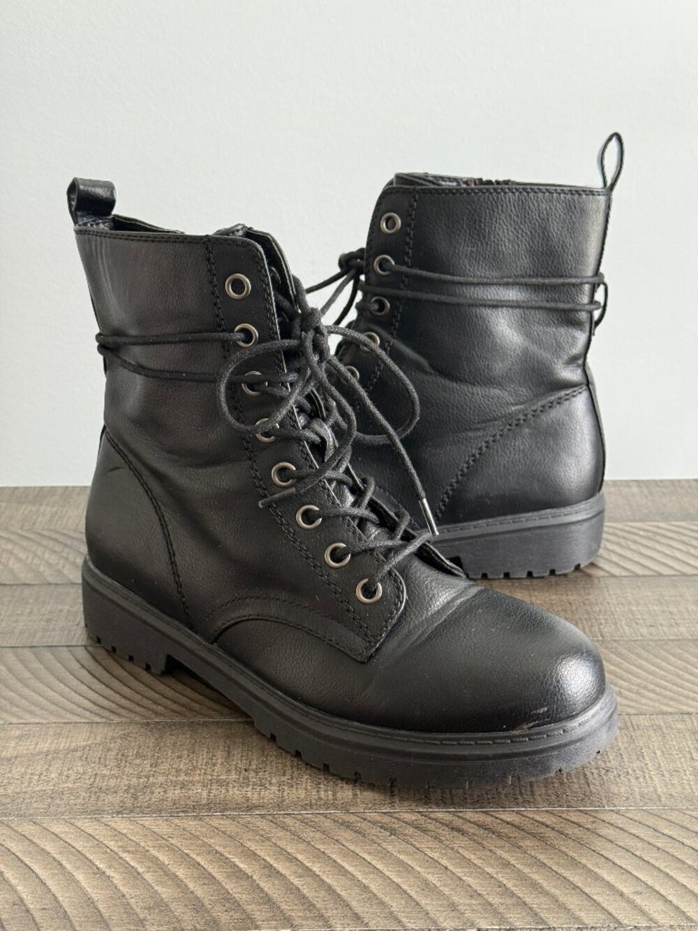 SO Bowfin Women's Black Combat Boots Women's Size 9.5